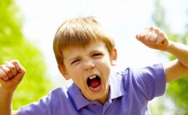 متقاعد کردن کودک به مصرف دارو