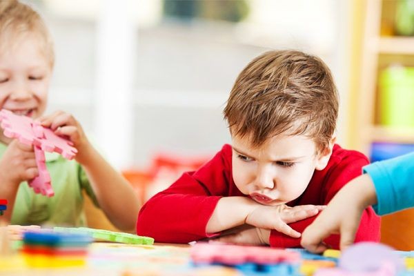 اختلال نقص توجه/ بیش فعالی (دکتر احمد عابدی)